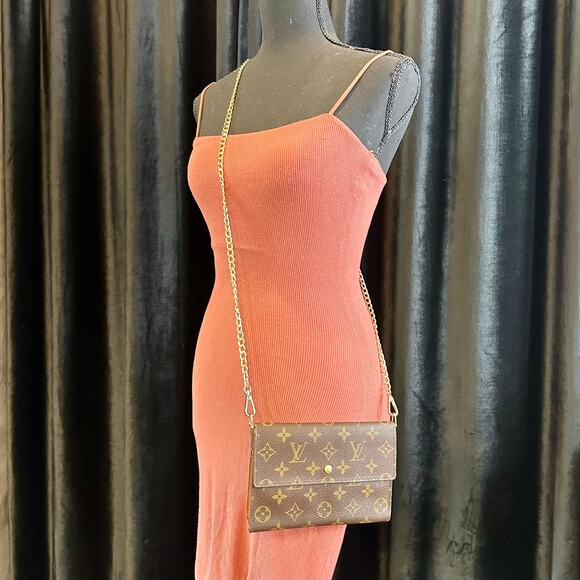 Louis Vuitton monogram vintage Wallet Crossbody with chains custom refurb - Picture 2 of 13